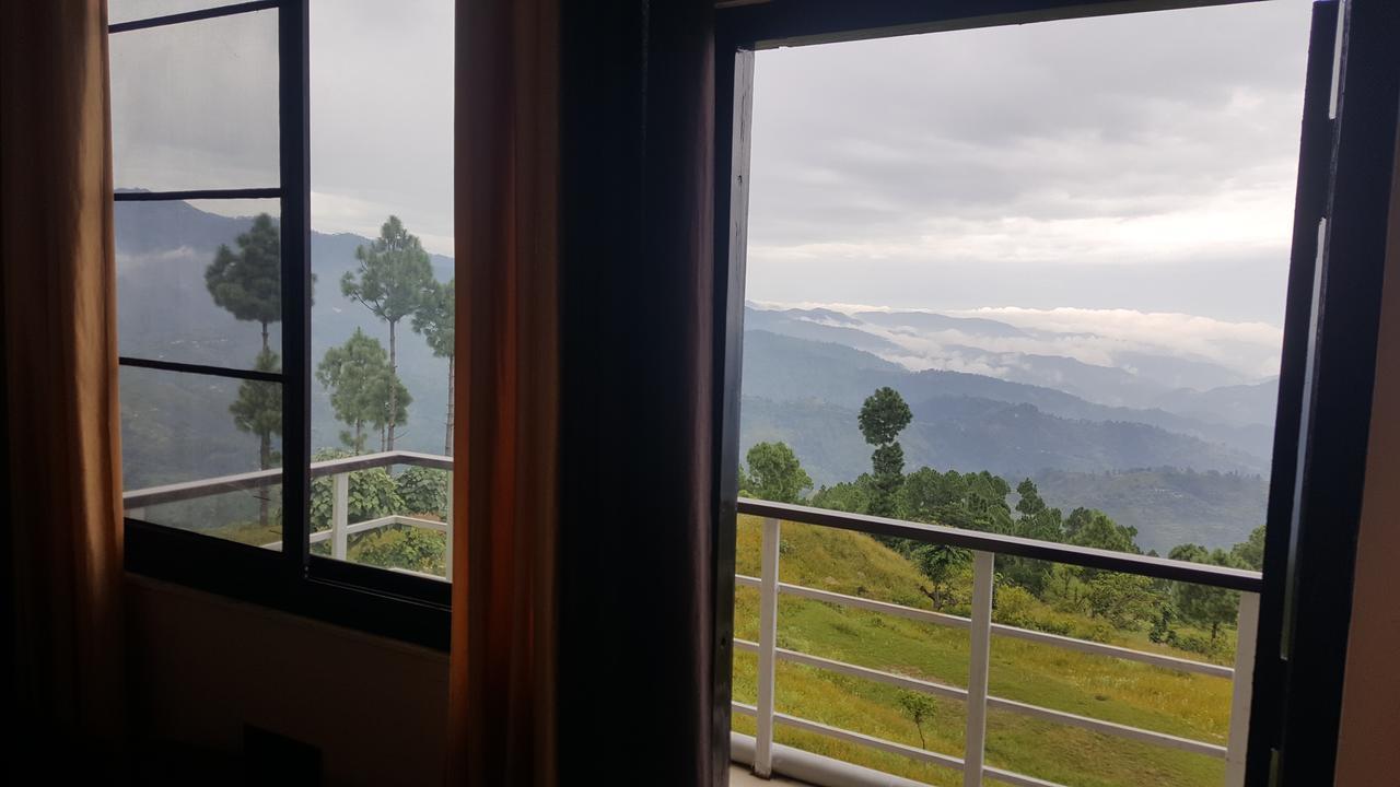 Corbett Hill Resort By Opensky Lansdowne Esterno foto